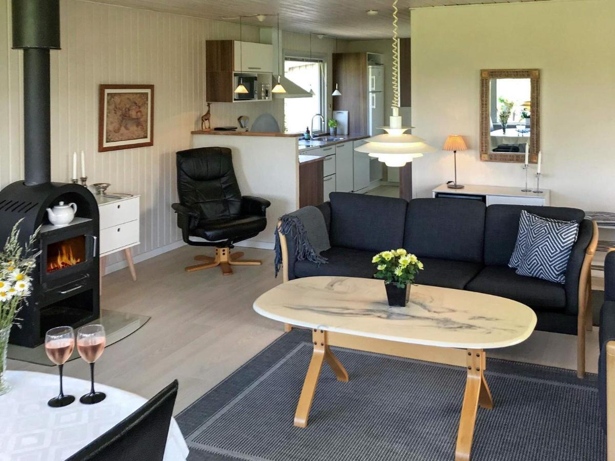 Two-Bedroom Holiday home in Aabenraa 2 Buitenkant foto